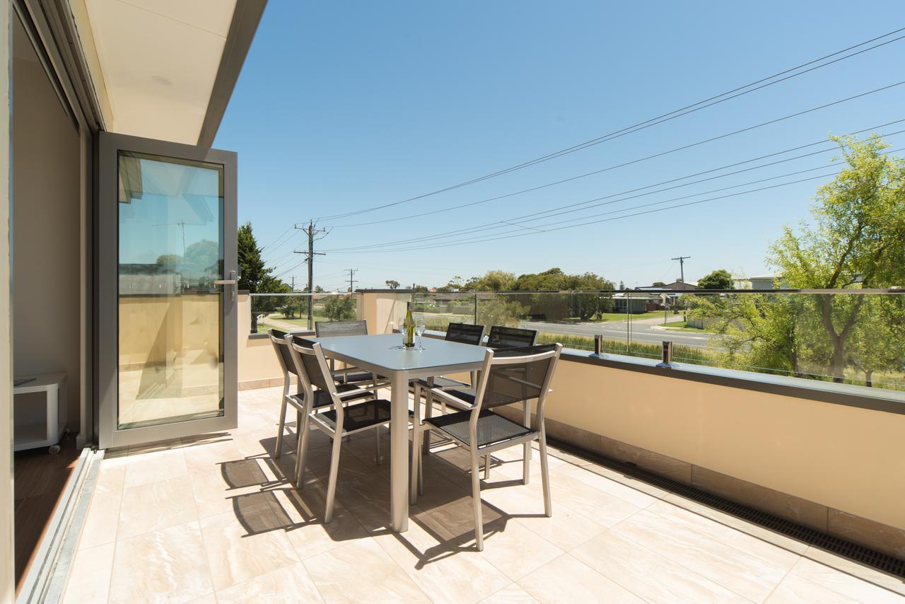 Rosewater Townhouses Dromana Εξωτερικό φωτογραφία
